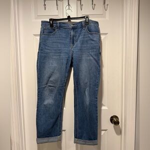 Old Navy Women’s Mid-Rise Wow Boyfriend Jeans